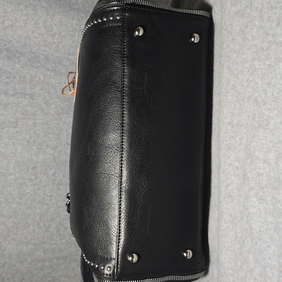 Sam & Hadley Vegan Leather Shoulder Bag NWT - Picture 4 of 9